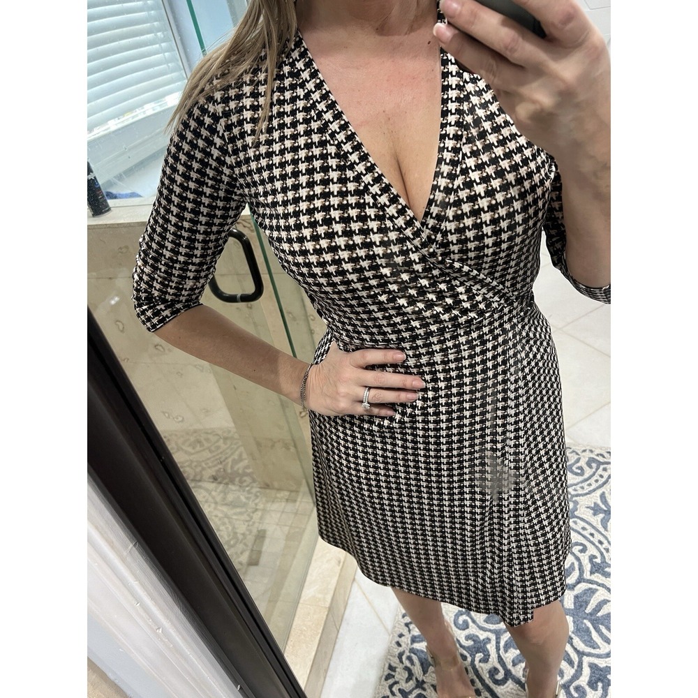 White House Black Market Reversible Houndstooth Floral Wrap Dress 2 New